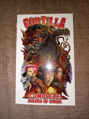 IDW Godzilla Complete Rulers of Earth Volume 1-image
