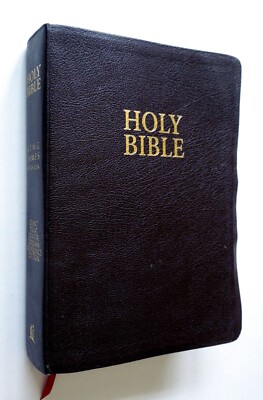 Holy Bible (KJV) - Giant Print Center Column Reference Edition, Red Letter-image