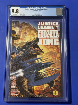 JUSTICE LEAGUE VS GODZILLA VS KONG #1 CGC 9.8 1ST PRINT MAIN COVER A COMIC 2023-image