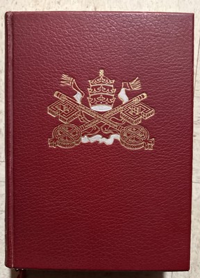 Vtg 1958 The Holy Bible Hawthorn Books New York With a Note from Pius XII-image