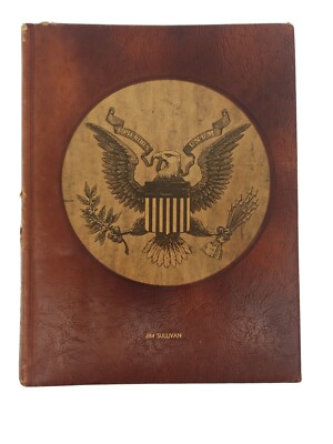 THE GRAPHIC STORY OF THE AMERICAN PRESIDENTS 1972 personalized Leather Bound -image