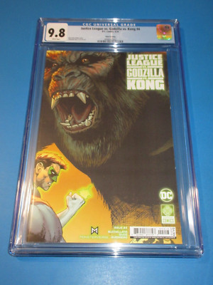 Justice League vs Godzilla vs Kong #4 3rd print variant CGC 9.8 Gem wow-image