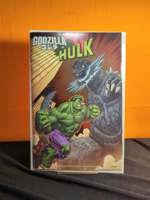 Godzilla Vs hulk #1 Ed McGuiness Foil Variant-image