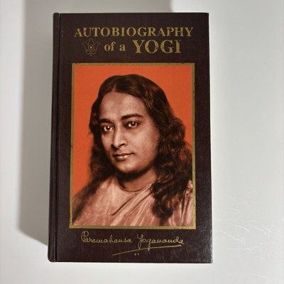 Autobiography of a Yogi Paramahansa Yogananda Faux Leather Edition 1981 D2-image