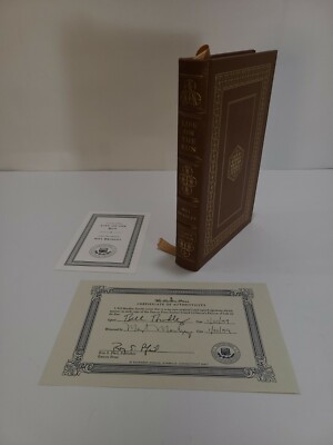 Life on the Run by Bill Bradley, SIGNED 1999 Easton Press Leather-image