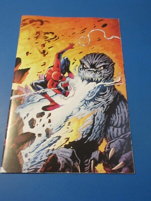 Godzilla vs Spider-man #1 Rare 1:100 Campana variant NM Gem Wow-image