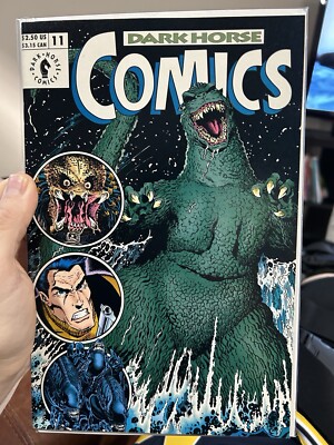 Dark Horse Comics #11 ( July 1993) Art Adams NM Godzilla-image