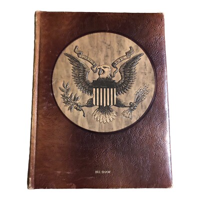 The Graphic Story Of The American Presidents  1972 Bound In Mission Leather-image