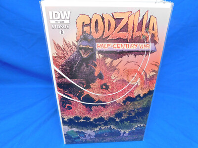 Godzilla #2 The Half-Century War - IDW - VF/NM-image
