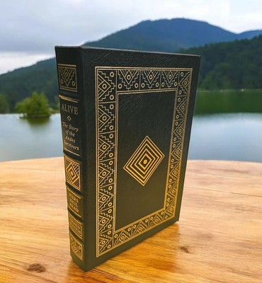 Easton Press: Alive: The Story of the Andes Survivors by Piers Paul Read Signed -image
