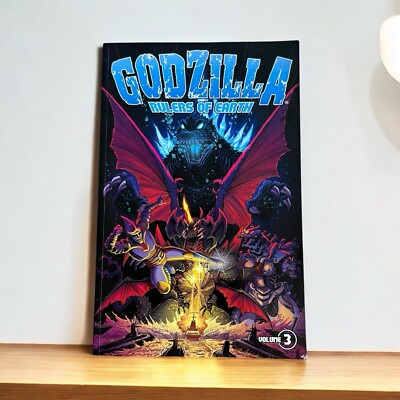 IDW Comics Godzilla : Rulers of Earth Volume 3 Graphic Novel TPB 2014-image
