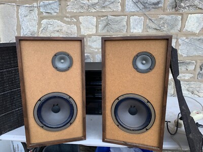 The Fisher XP-56S Vintage Two Way Floor Speakers 8