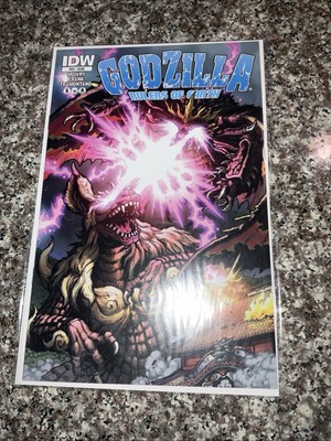 Godzilla Rulers of Earth #23 Matt Frank Cover A IDW 2015 King Caesar Mothra B&B-image
