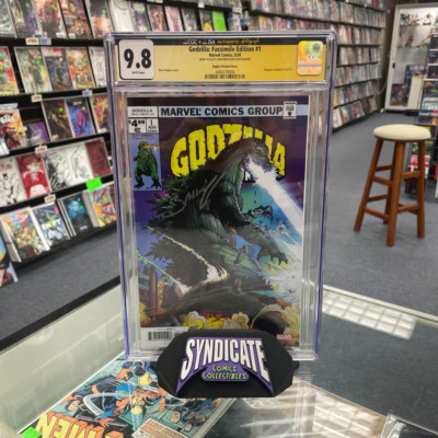 Godzilla: Fascimile Edition #1 (CGC X JSA 9.8) Mark Bagley 1:25 Variant SIGNED-image