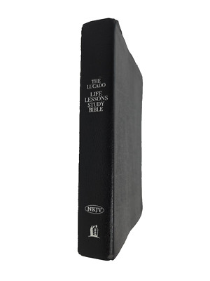 2010 Lucado Life Lessons NKJV Study Bible Black Softcover Thomas Nelson RARE-image