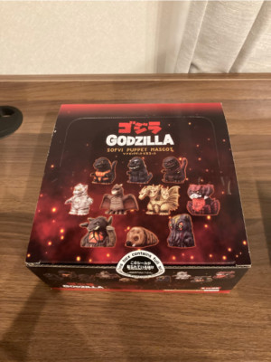 Godzilla SOFVI PUPPET MASCOT Complete set of 10 types & 300pcs jigsaw puzzle NEW-image