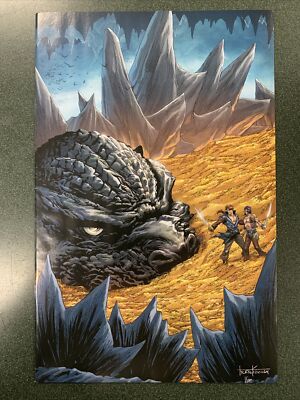 Godzilla: Here There Be Dragons #5 (IDW, 2023) 1:10 Incentive Tyler Kirkham VF-image
