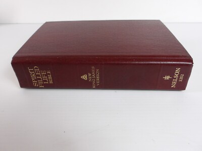 Spirit Filled Life Bible Leather Bound Book New King James Version Nelson 1252-image